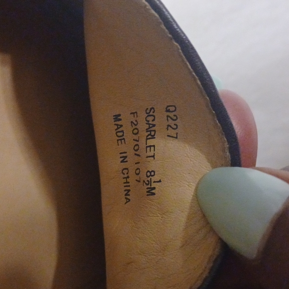 Coach - Picture 4 of 4